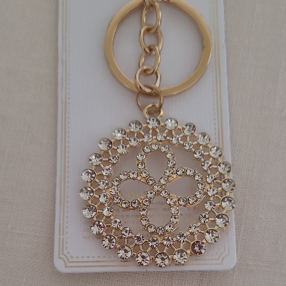 Gold Keychain - Picture 3 of 3